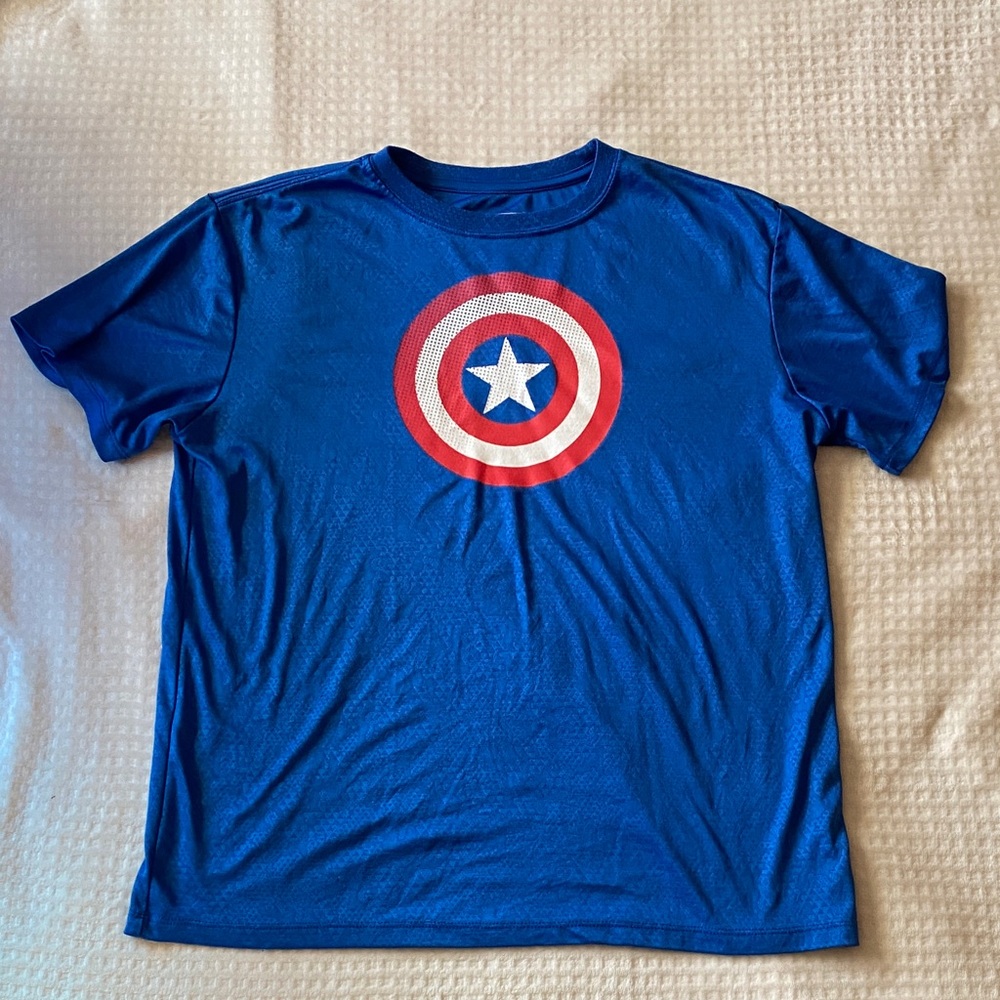 3/$10 Blue Captain America T-Shirt Dri-Fit medium